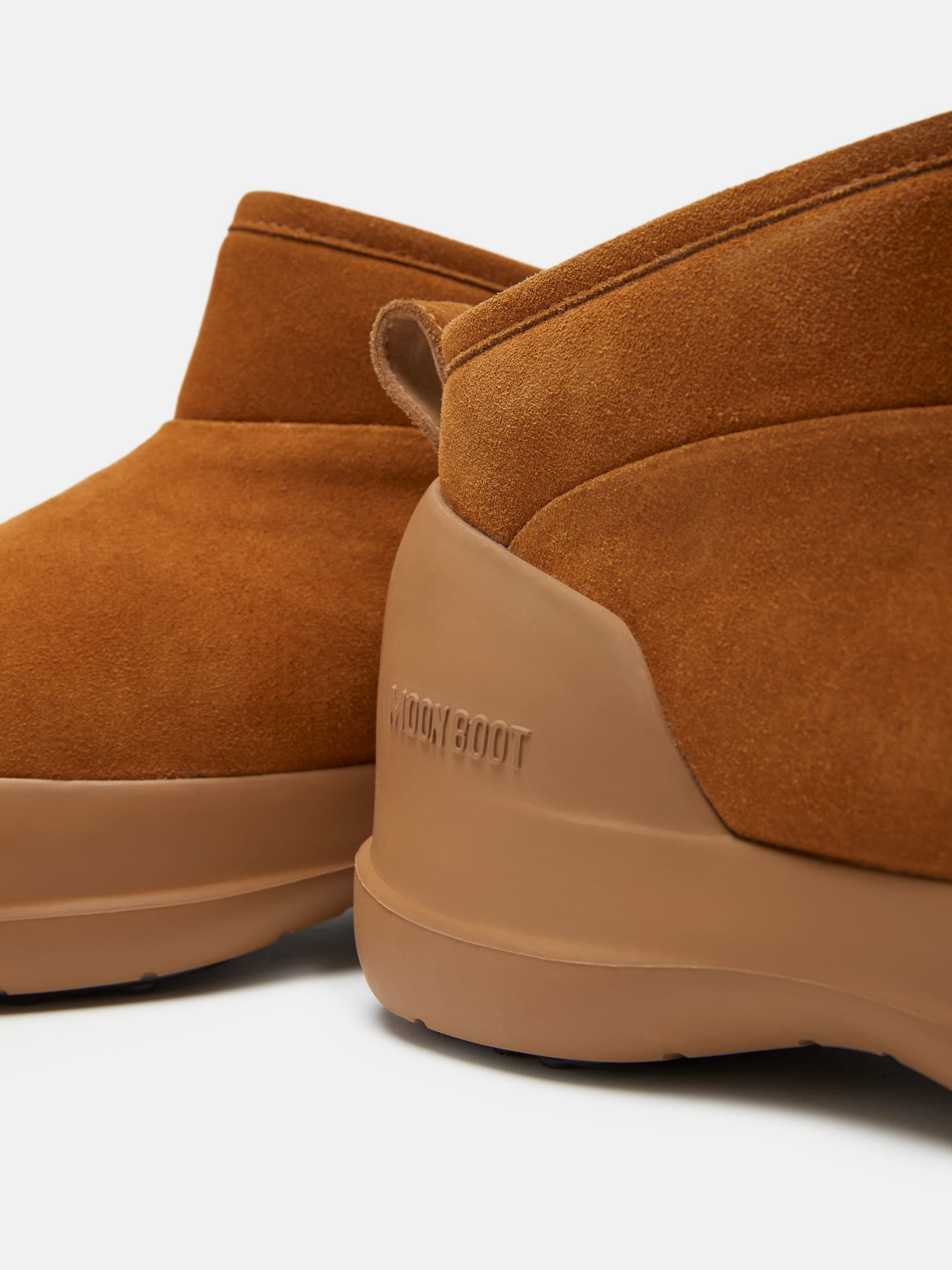 BOTA DE BORRACHO MEZZALUNA MARROM SUEDE