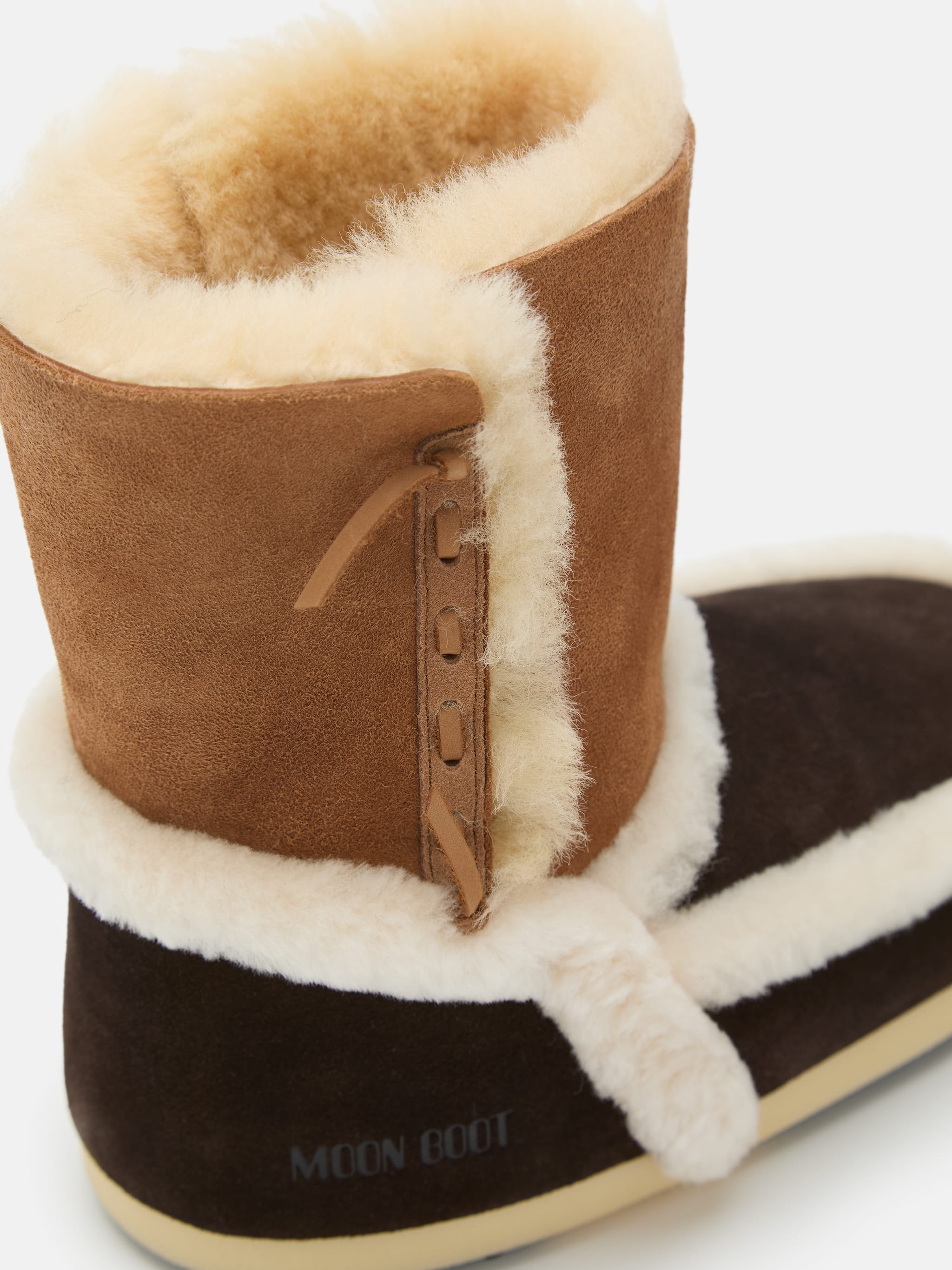 BOTAS EVX MARROM COM PATCHES