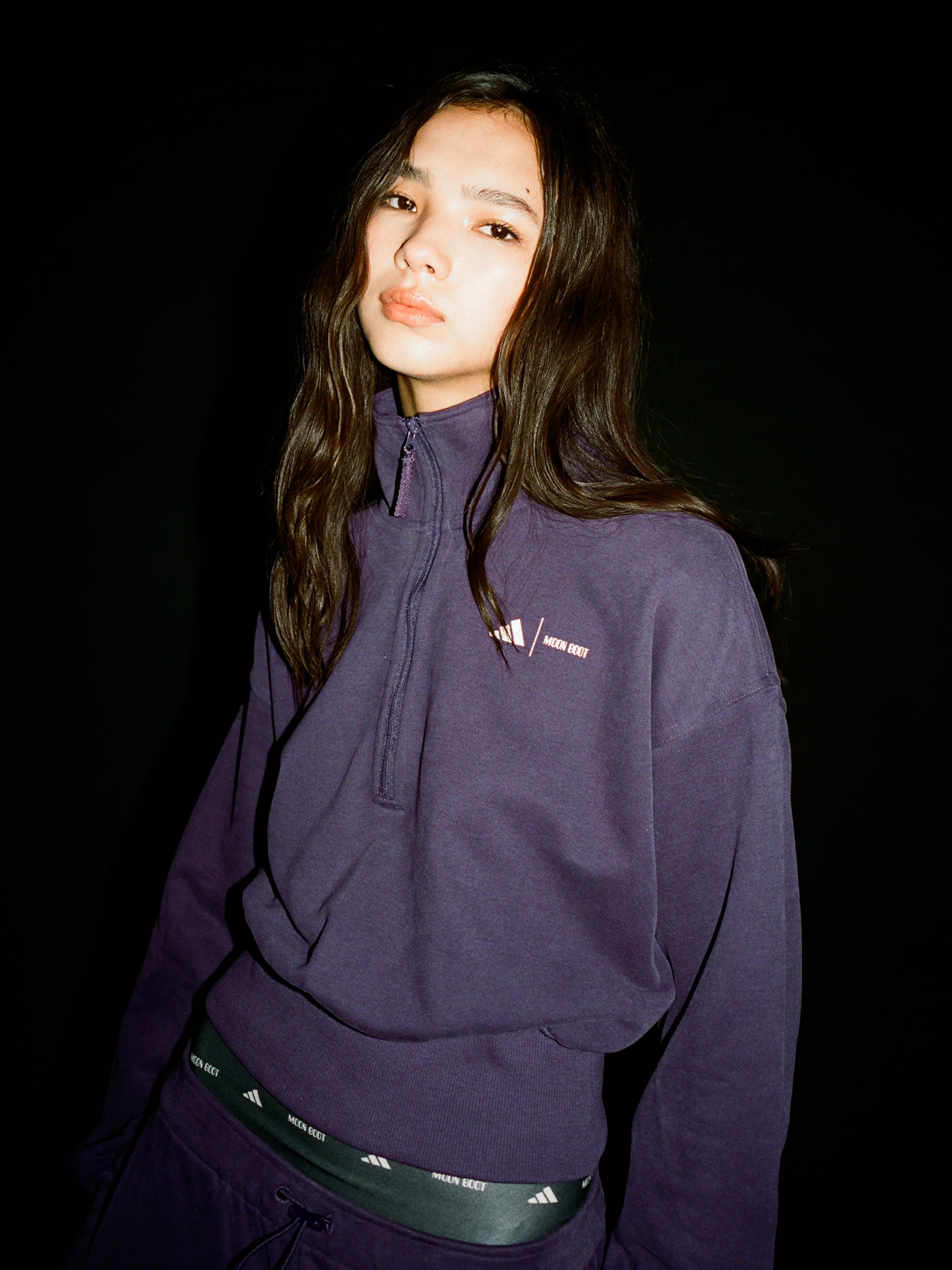 CAMISA DE SUÉTER ADIDAS X MOON BOOT PLUM