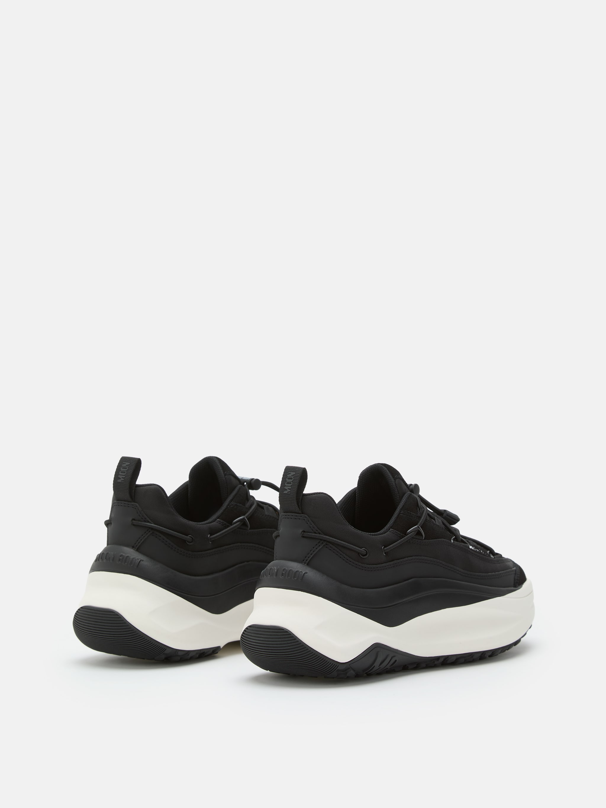 SAPATOS DE CORRIDAS MOON247 XLACE PRETO E BRANCO