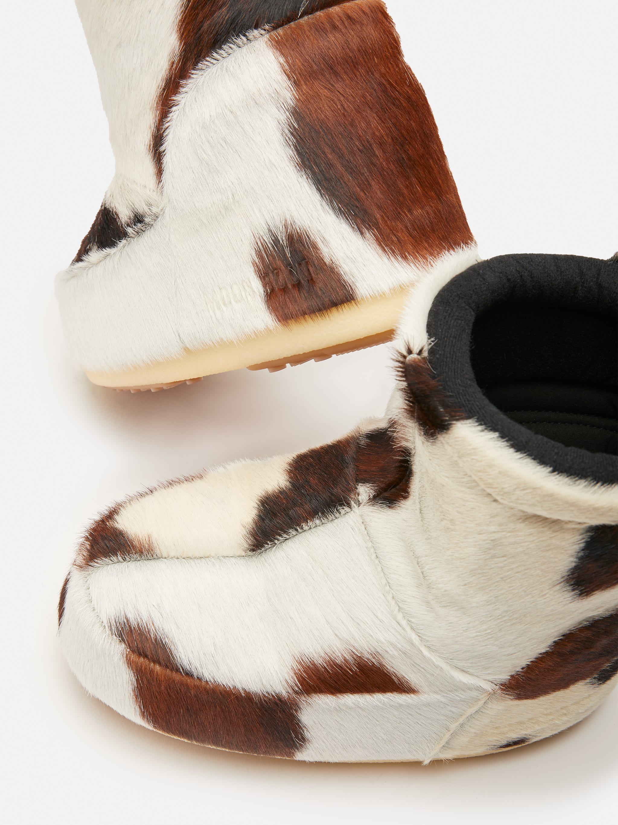 BOTA DE COURO COM ESTAMPA DE VACA ICON LOW SEM LAÇO