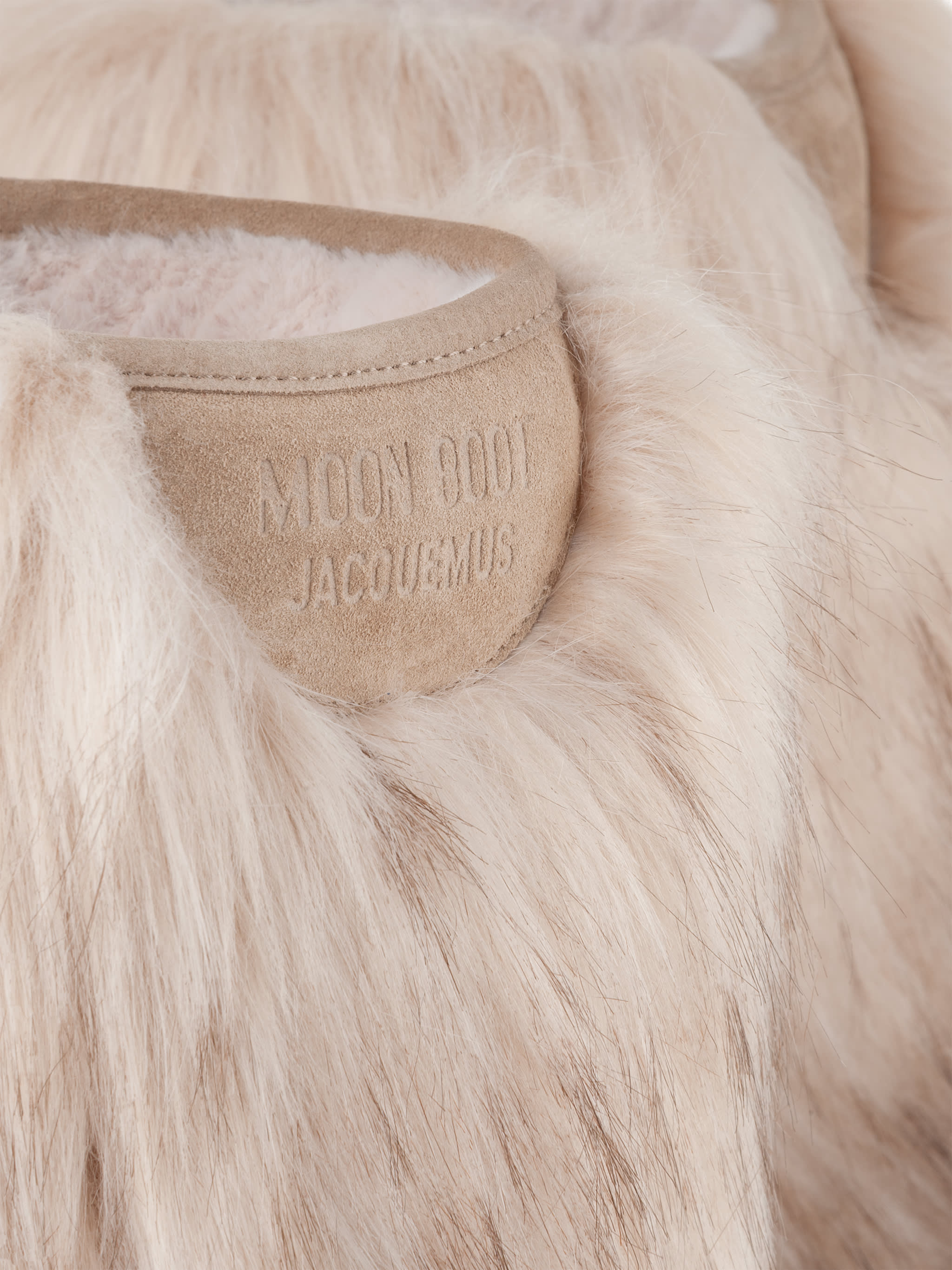 Jacquemus + Moon Boot ICON YETI MID BOTA-CHUTE CREME