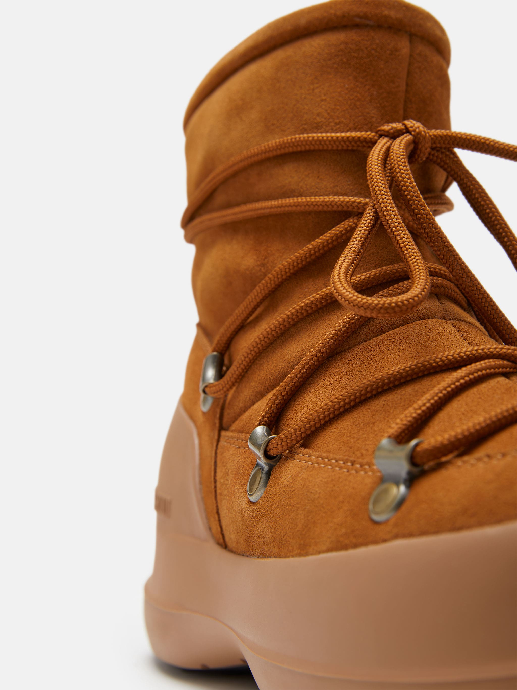BOTAFAZES DE SUEDE MARROM LUNA