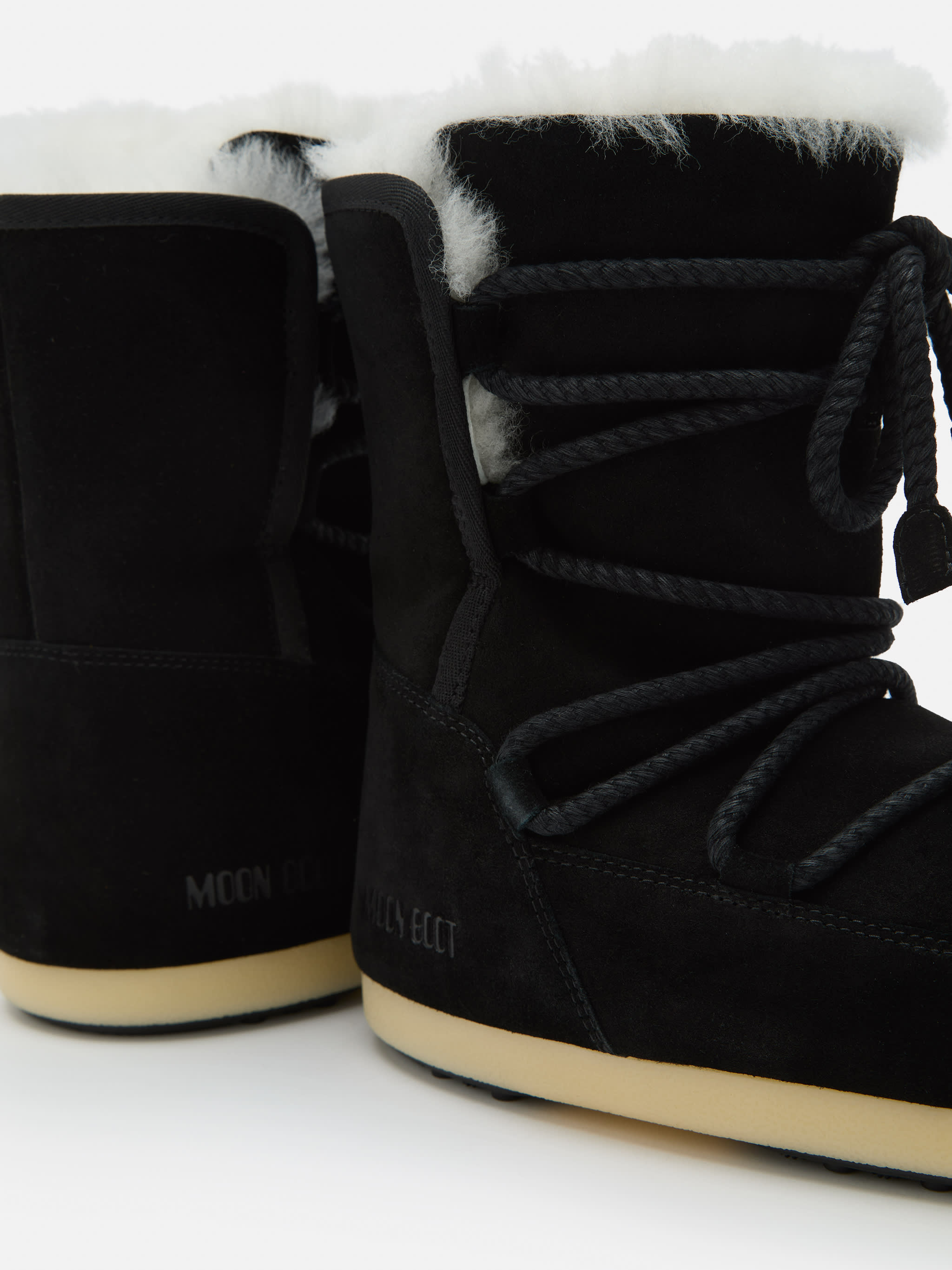 BOTA DE SUEDE E CABELA EVX PRETA