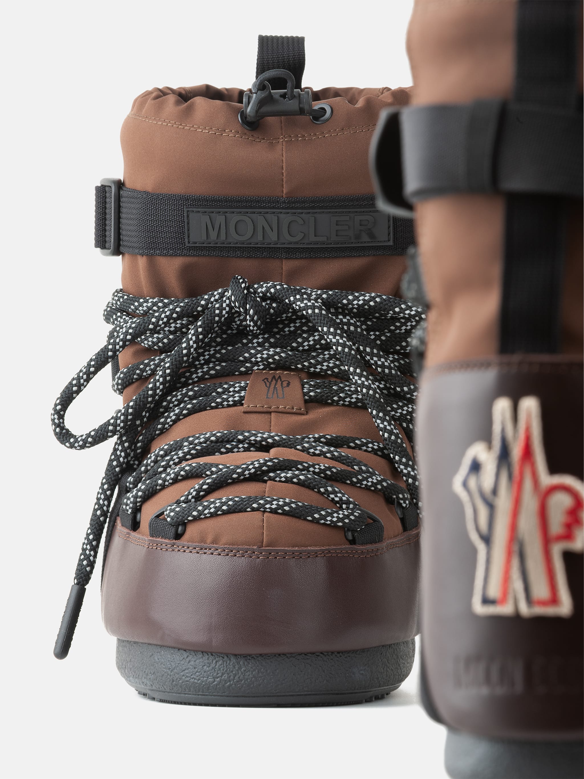 BOTAS MOON BOOT X MONCLER GRENOBLE ICON LOW MOKA MARROM